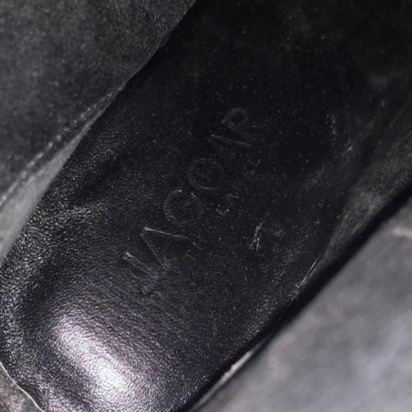 Jaggar the Label Forward Suede Pointed
Toe Bootie. Size 8. Like New. - Picture 3 of 12